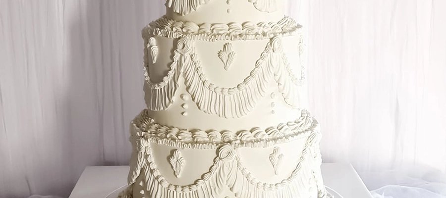 Lambeth Cake - Vintage